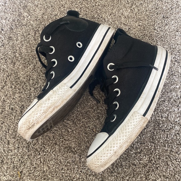 Boys Converse - Picture 2 of 5